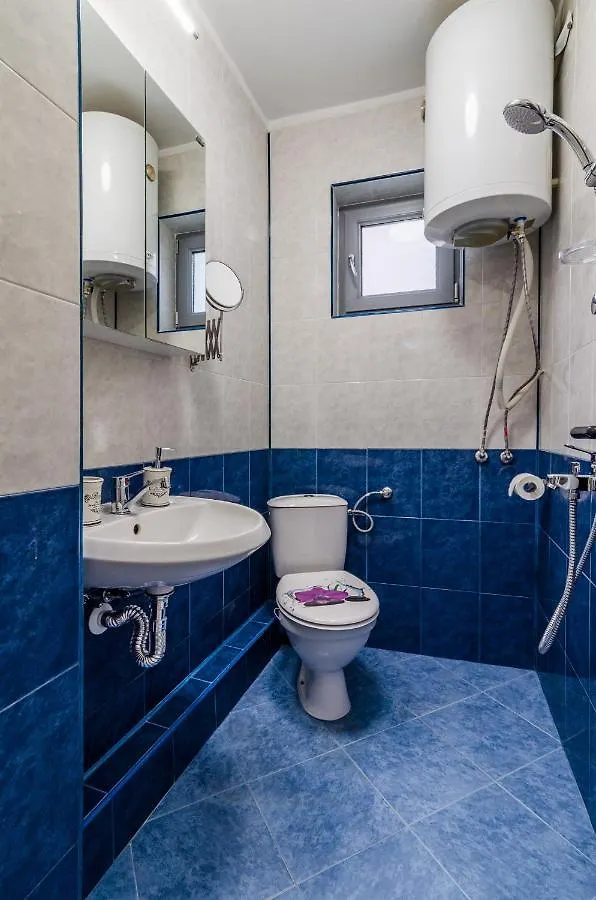 Апартаменти Ивайло / Ivaylo Apartments Burgas Bulgaria