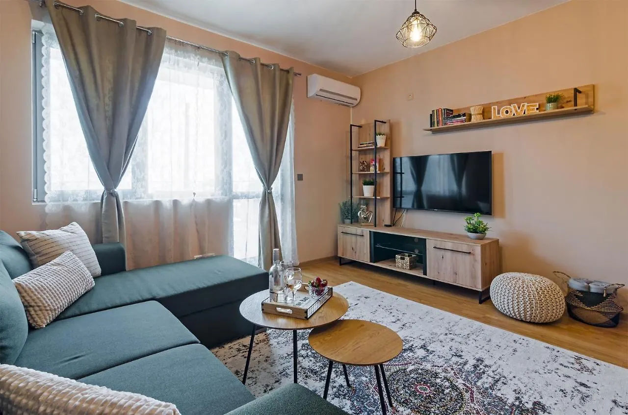 Апартаменти Ивайло / Ivaylo Apartments Burgas 0*,  Bulgaria