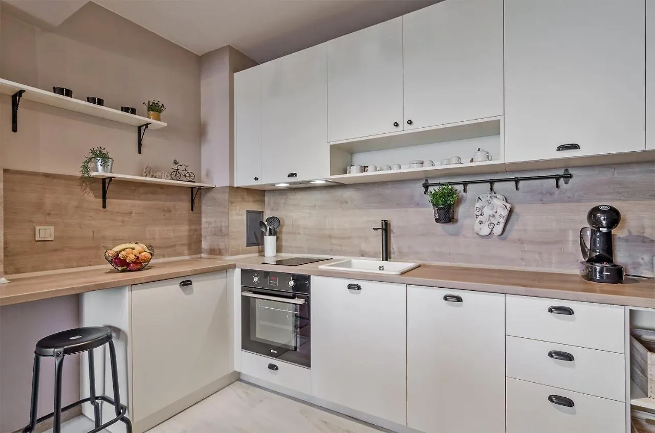 Апартаменти Ивайло / Ivaylo Apartments Burgas 0*,